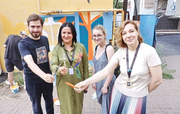 Граффити-маршрут открыт в рамках фестиваля «Горький fest» в Нижнем Новгороде Граффити-маршрут открыт в рамках фестиваля «Горький fest» в Нижнем Новгороде