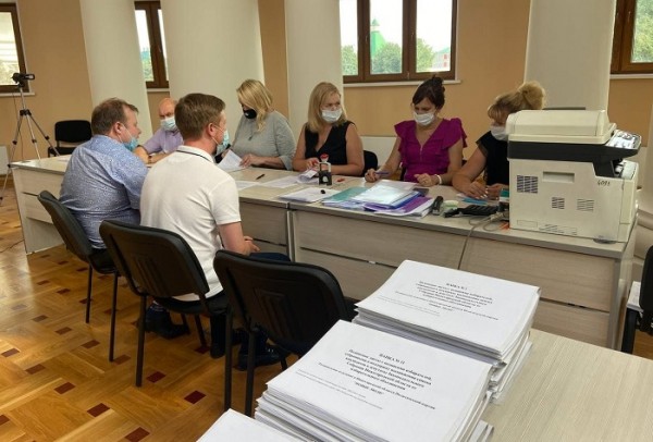 «Новые люди» передали в облизбирком подписи для участия в выборах депутатов ЗСНО