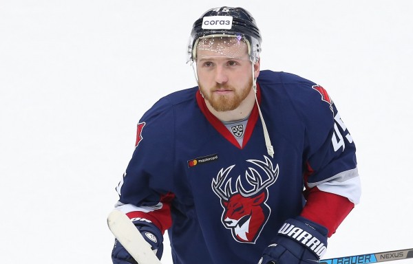 Артём Аляев покидает «Торпедо» Артём Аляев покидает «Торпедо»