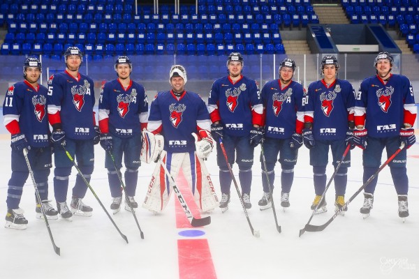 Александр Кержаков побывал в гостях у «Торпедо» Александр Кержаков побывал в гостях у «Торпедо»