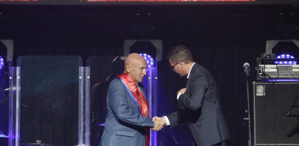 Глава города Юрий Шалабаев поздравил нижегородцев, которым в этом году присвоено звание Почетный гражданин Нижнего Новгорода 