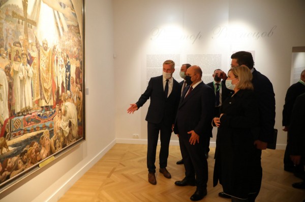 Глеб Никитин представил Михаилу Мишустину обновленное здание художественного музея в Нижегородском кремле 