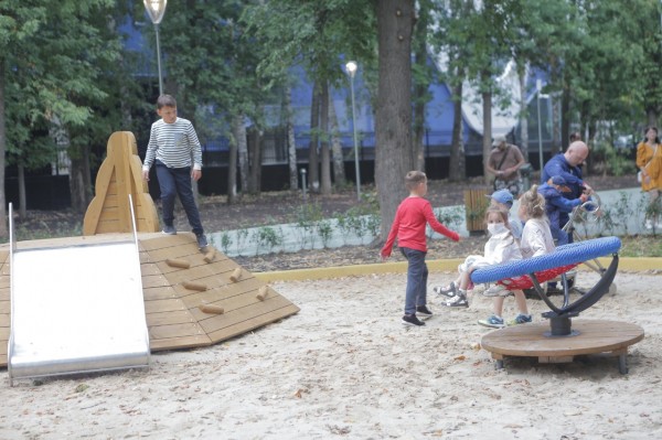 В обновленном нижегородском парке «Швейцария» проходит первое массовое мероприятие 