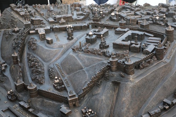 Бронзовый макет дореволюционного Нижнего Новгорода появился в Нижегородском кремле 