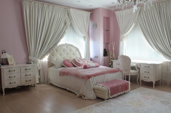 Нижегородцы продают коттедж с сауной и золотым унитазом Нижегородцы продают коттедж с сауной и золотым унитазом