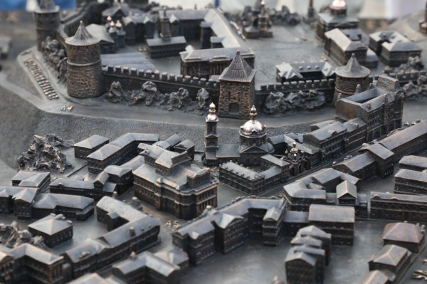 Бронзовый макет дореволюционного Нижнего Новгорода появился в Нижегородском кремле 