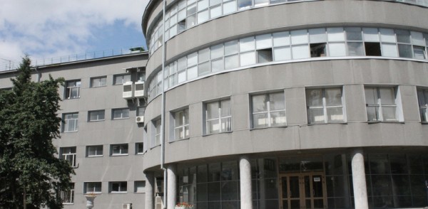 Юрий Шалабаев поручил проверить электрооборудование во всех образовательных учреждениях