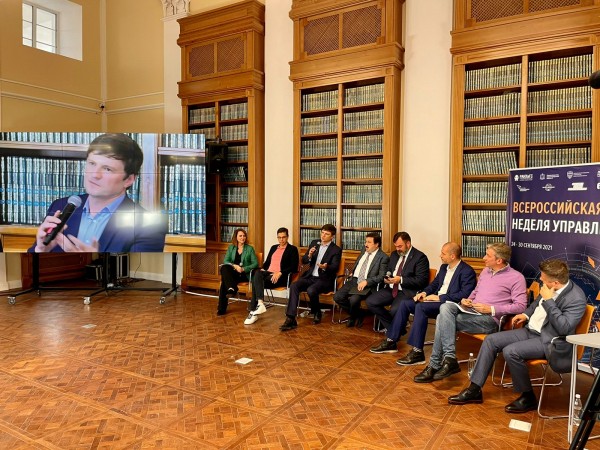 «При подборе команды мэрия опирается на специалистов, которые  принимали участие в конкурсе «Лидеры России», - Юрий Шалабаев