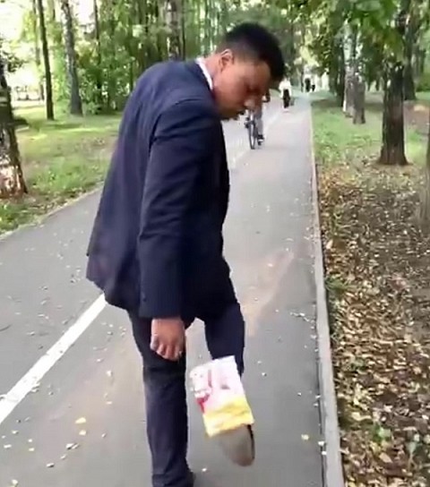 Кандидат «Новых людей» Щеглов отрицает высмеивание агитации Прилепина Кандидат «Новых людей» Щеглов отрицает высмеивание агитации Прилепина