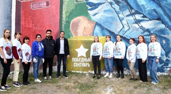 Граффити в честь легендарной «Победы» появилось у Канавинского моста Граффити в честь легендарной «Победы» появилось у Канавинского моста