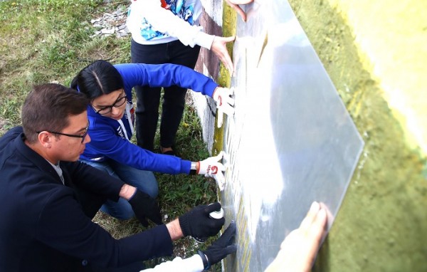 Граффити в честь легендарной «Победы» появилось у Канавинского моста Граффити в честь легендарной «Победы» появилось у Канавинского моста