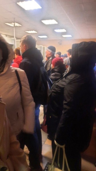 Огромная очередь образовалась в Сарове на проходной ВНИИЭФ