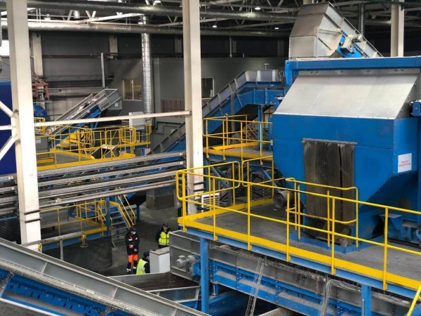 Министр экологии региона Денис Егоров посетил комплекс по переработке отходов «Дон» в Московской области Министр экологии региона Денис Егоров посетил комплекс по переработке отходов «Дон» в Московской области