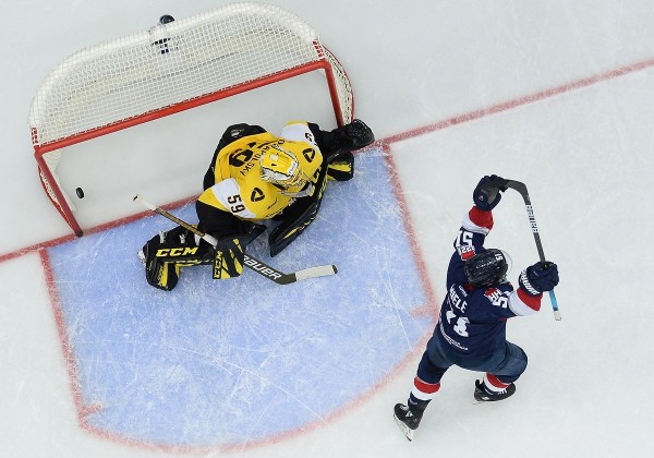 Анонс хоккейного вечера: «Торпедо» — «Северсталь» Анонс хоккейного вечера: «Торпедо» — «Северсталь»