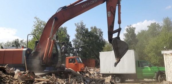 Самовольно установленные сараи снесут на улицах Звездинка и Алексеевская