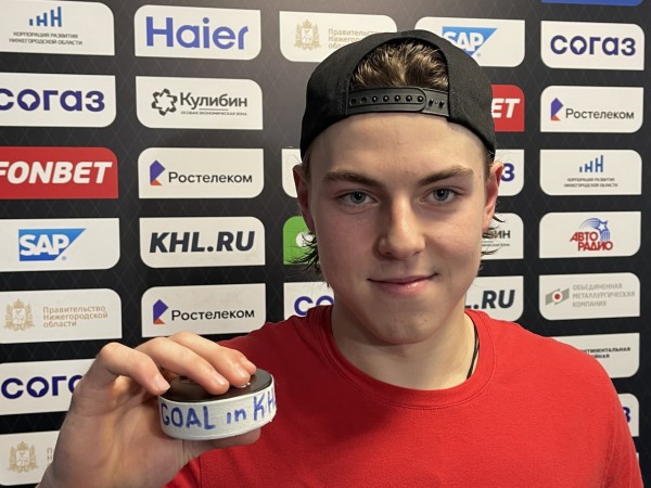 Максим Федотов: «Эмоции от шайбы — только положительные!»