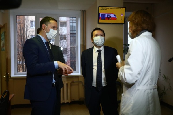 Сергей Глаголев: «Использование поддельных сертификатов о вакцинации — обман самих себя» Сергей Глаголев: «Использование поддельных сертификатов о вакцинации — обман самих себя»