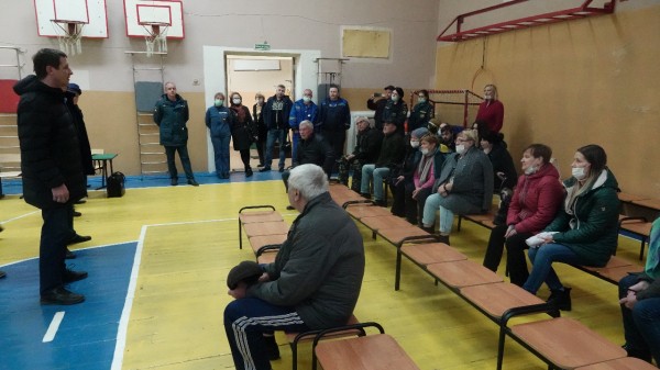 Жители эвакуированного подъезда в доме №18 на улице Гайдара в Нижнем Новгороде начали возвращаться в свои квартиры 