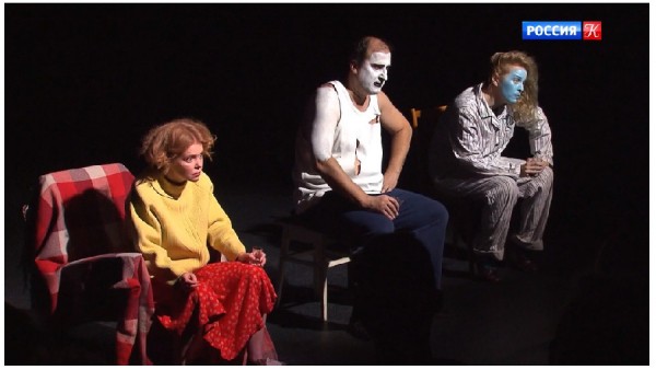 В рамках проекта "Поехали" показали спектакль "Кодекс курильщика" Центра театрального мастерства из Нижнего Новгорода В рамках проекта "Поехали" показали спектакль "Кодекс курильщика" Центра театрального мастерства из Нижнего Новгорода