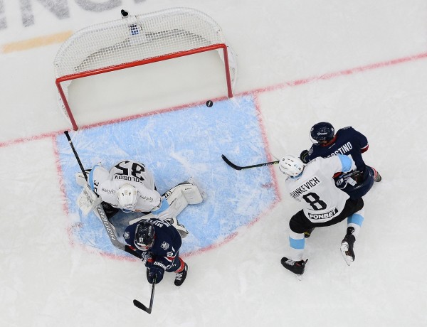 «Торпедо» — «Динамо» (Минск). Играем без зрителей… «Торпедо» — «Динамо» (Минск). Играем без зрителей…