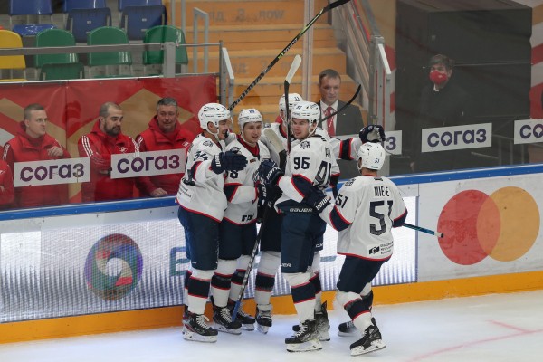 В юбилейном ретро-стиле: «Торпедо» принимает «Спартак»! В юбилейном ретро-стиле: «Торпедо» принимает «Спартак»!