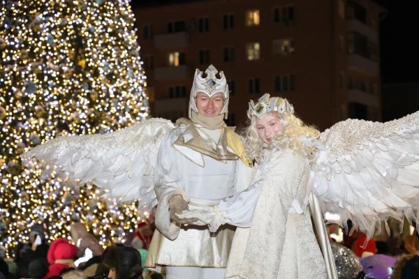 В Нижнем Новгороде фестиваль «Новогодняя столица России — 2022» открылся праздничным парадом В Нижнем Новгороде фестиваль «Новогодняя столица России — 2022» открылся праздничным парадом