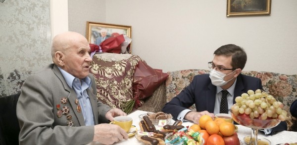 100 лет исполнилось участнику Великой Отечественной войны Николаю Шишкину 100 лет исполнилось участнику Великой Отечественной войны Николаю Шишкину