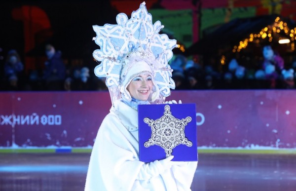 Титул «Новогодняя столица России» передан от Нижнего Новгорода Новосибирску Титул «Новогодняя столица России» передан от Нижнего Новгорода Новосибирску