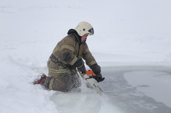 В Нижнем Новгороде приступили к подготовке купелей к крещенским купаниям 