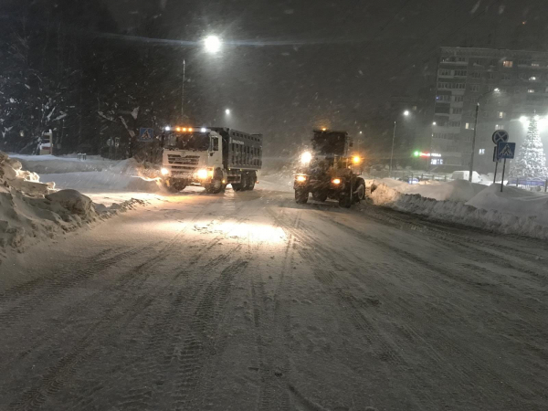 Почти пять тысяч самосвалов снега вывезли с улиц города после снегопада, прошедшего в Нижнем Новгороде в начале недели