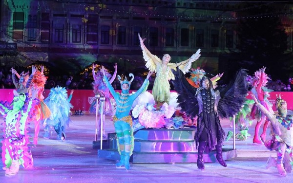 Титул «Новогодняя столица России» передан от Нижнего Новгорода Новосибирску Титул «Новогодняя столица России» передан от Нижнего Новгорода Новосибирску