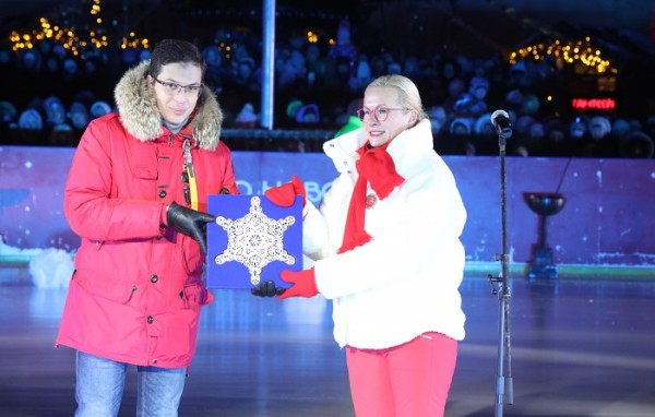 Титул «Новогодняя столица России» передан от Нижнего Новгорода Новосибирску Титул «Новогодняя столица России» передан от Нижнего Новгорода Новосибирску