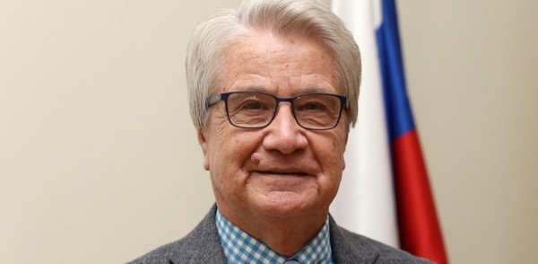 Председатель Общественной палаты Нижнего Новгорода Геннадий Рябов поздравил нижегородцев с наступающим Новым годом