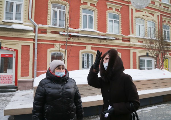 АТИ: После сброса сосулек и снега с кровель необходимо привести в порядок территорию около домов АТИ: После сброса сосулек и снега с кровель необходимо привести в порядок территорию около домов