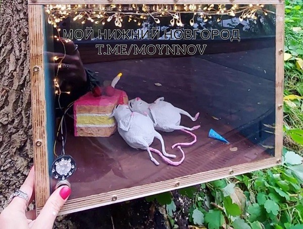 Скульптуры объевшихся мышей похитили из арт-объекта на Почаинском бульваре