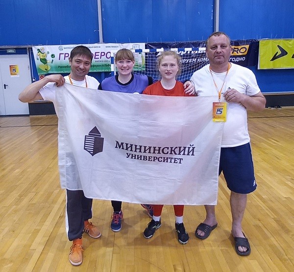 Команда Мининского университета по мини-футболу взяла серебро на Всероссийских соревнованиях