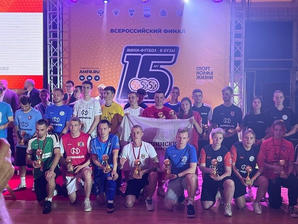 Команда Мининского университета по мини-футболу взяла серебро на Всероссийских соревнованиях