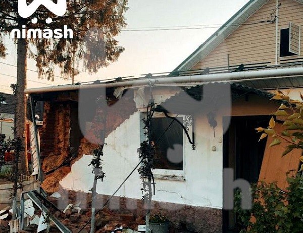 Жилой дом поврежден взрывом газового баллона в Кстове
