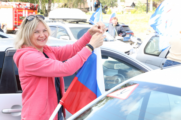 Свыше 200 участников собрал нижегородский автомотопробег в День России