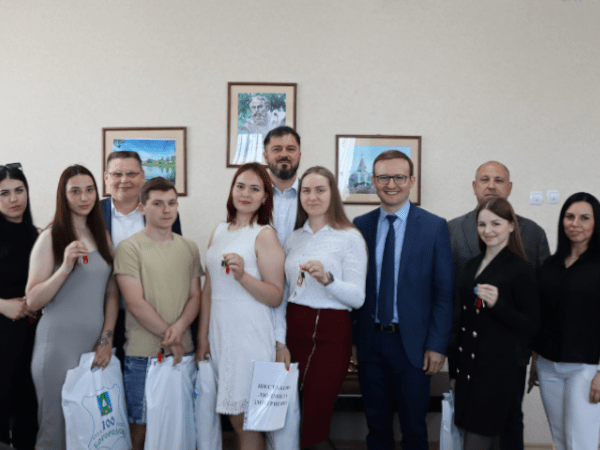 16 детей-сирот заселились в новые квартиры в Богородском районе 