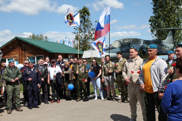 Свыше 200 участников собрал нижегородский автомотопробег в День России