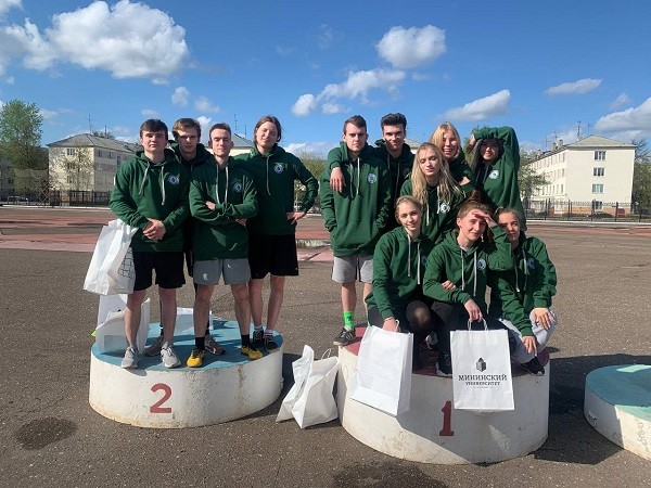 Более 300 студентов Мининского университета поучаствовали в забеге «Студенческая весна-2023» Более 300 студентов Мининского университета поучаствовали в забеге «Студенческая весна-2023»