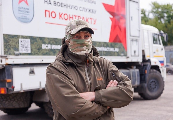 Очередная группа нижегородских добровольцев отправилась на подготовку к СВО 