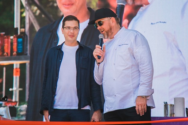 Гастрофестиваль «Да,шеф!» открылся в нижегородской «Швейцарии» 