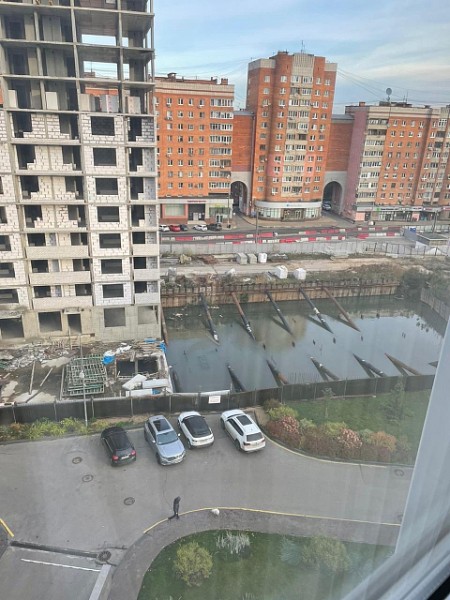 Бассейн образовался на стройплощадке проблемного ЖК «Дом на Горького» Бассейн образовался на стройплощадке проблемного ЖК «Дом на Горького»