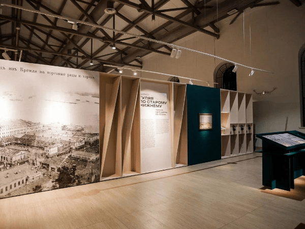 Выставка «Гуляя по Старому Нижнему» открылась в НГХМ Выставка «Гуляя по Старому Нижнему» открылась в НГХМ
