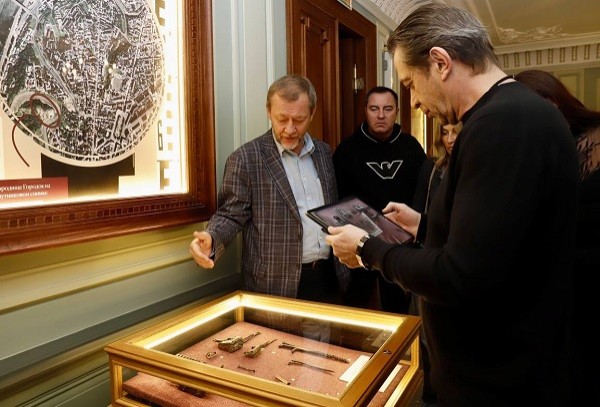 Владимир Машков посетил Усадьбу Рукавишниковых в Нижнем Новгороде