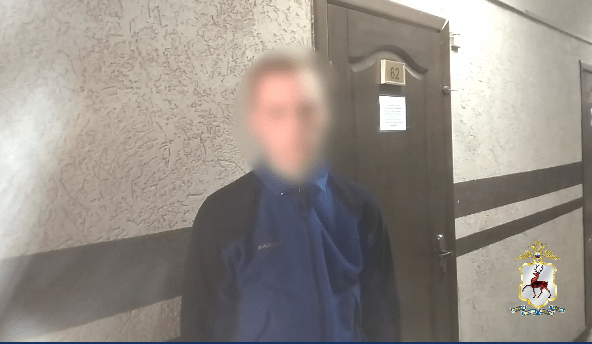 В Арзамасе задержали одного из вандалов, разрисовавших фасады в отреставрированном Гостином ряду