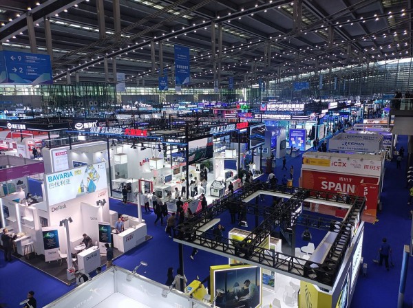 Нижегородская область открыла стенд на выставке инноваций в Китае