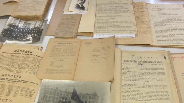 Нижегородские архивисты к Дню защитника Отечества подготовили экспозицию подлинных документов Нижегородские архивисты к Дню защитника Отечества подготовили экспозицию подлинных документов